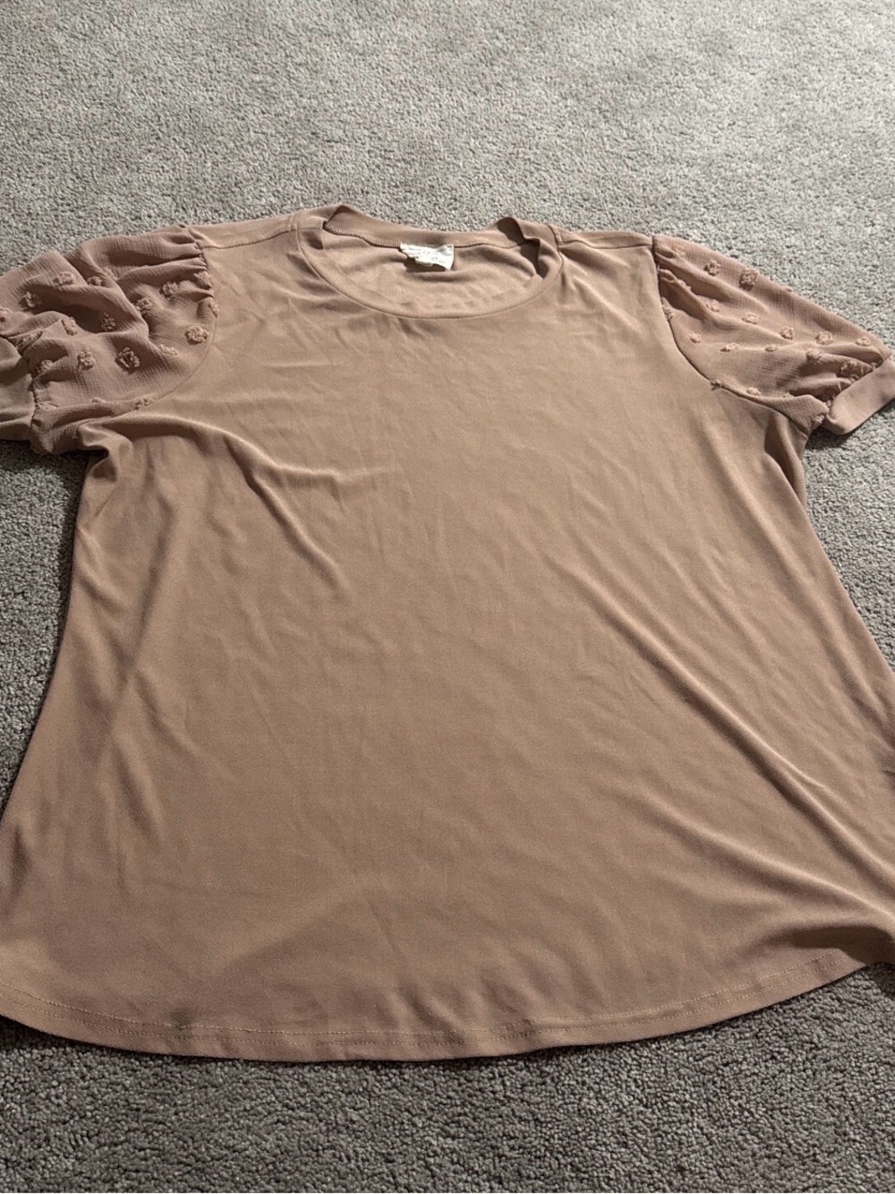 Women's Short Sleeve Puff-Sleeve Blouse in Light Brown